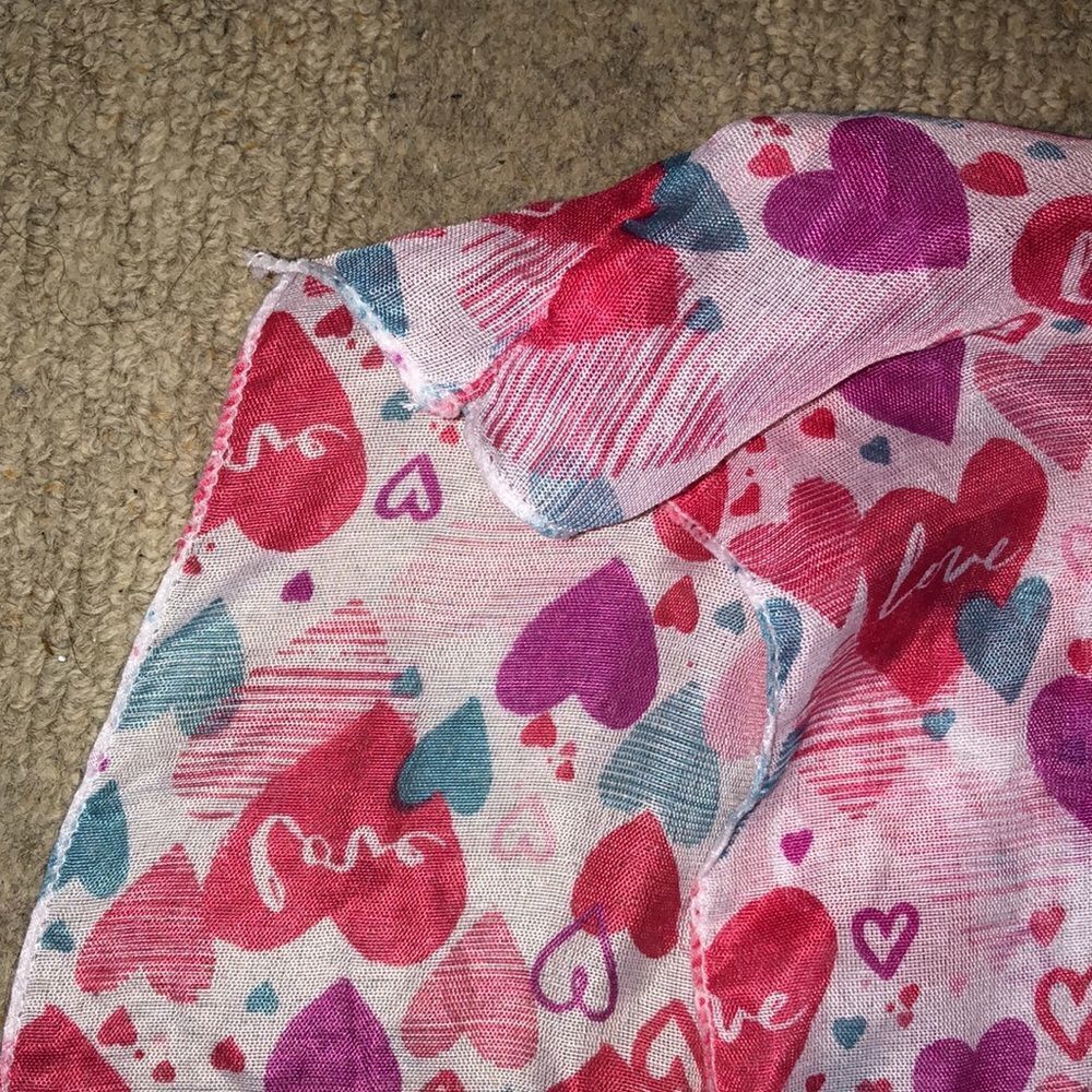 Vintage Translucent “Heart” Scarf - Picture 7 of 13